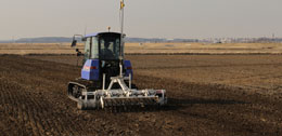 System 110 is the best equipment for water-filled paddy preparation (System 110)