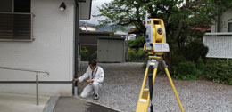 The IS gives me a feeling as if I had an assistant at the tripod side