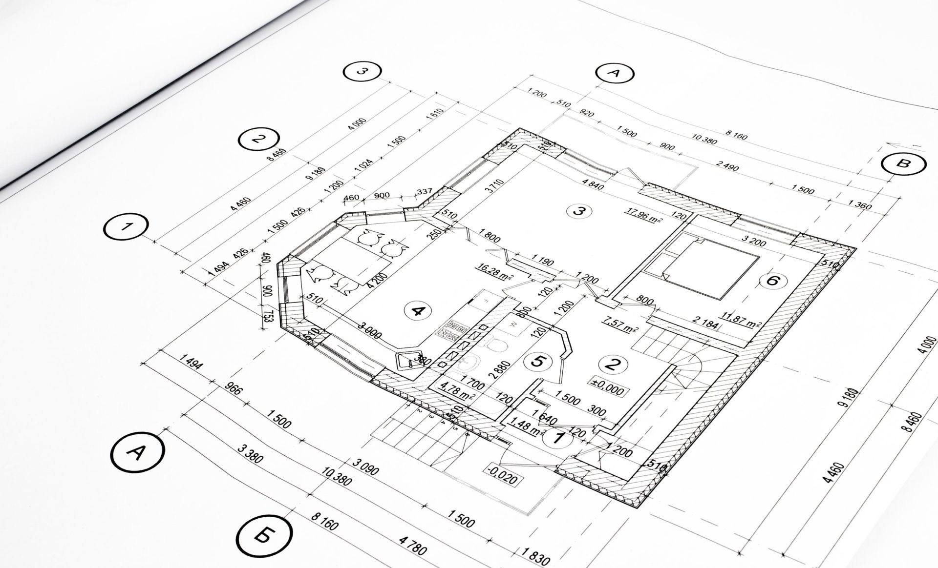 コレクターも存在!芸術的な大工道具「墨壺」とは? | Through the