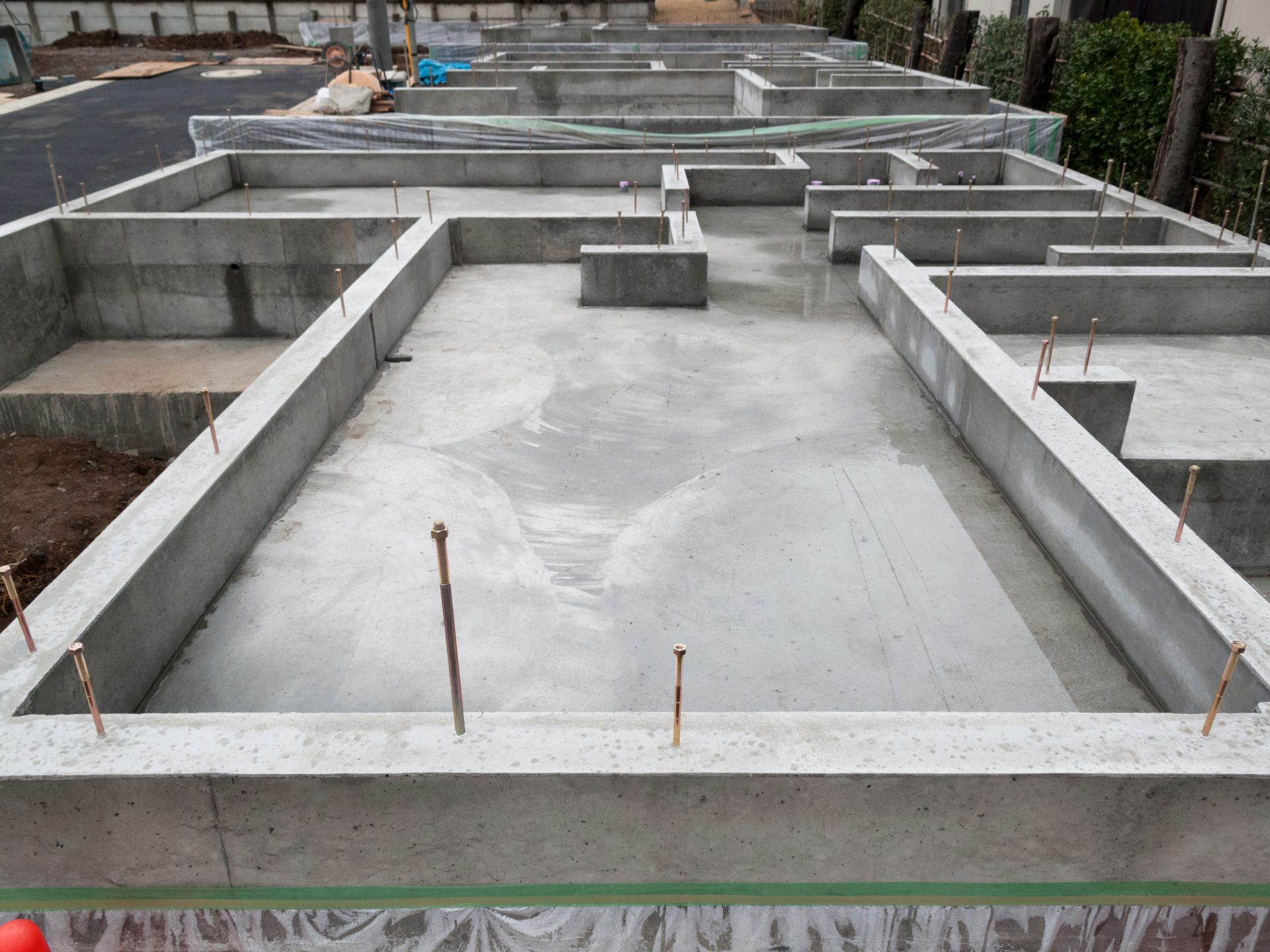 建築・解体に欠かせない「根切り」とは? その重要性と進化する技術を解説! | Through the LENS by TOPCON(スルー・ザ ...