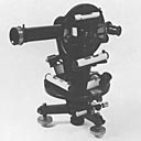 測風気球経緯儀
1935-45